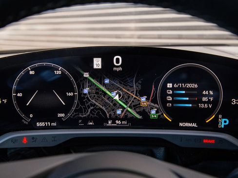 Certified 2021 Porsche Taycan 4S AWD/4WD image 17
