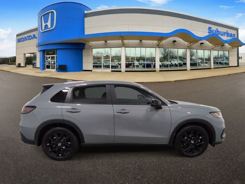 Certified 2023 Honda HR-V Sport image 9