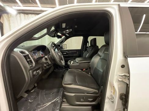 Used 2022 RAM 2500 Laramie AWD/4WD image 11