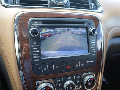 Used 2017 Buick Enclave Premium w/ Experience Buick Package AWD/4WD image 25