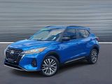 Used 2022 Nissan Kicks SR image 1