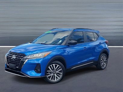 Used 2022 Nissan Kicks SR
