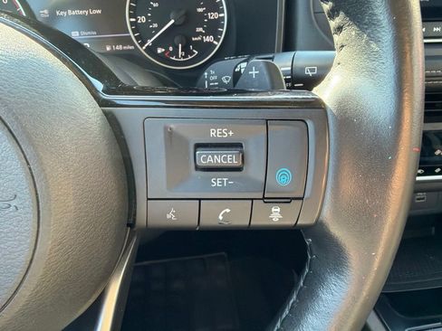 Used 2023 Nissan Rogue SV w/ SV Premium B Package AWD/4WD image 24