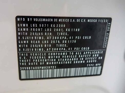 Used 2023 Volkswagen Tiguan SE R-Line AWD/4WD image 28