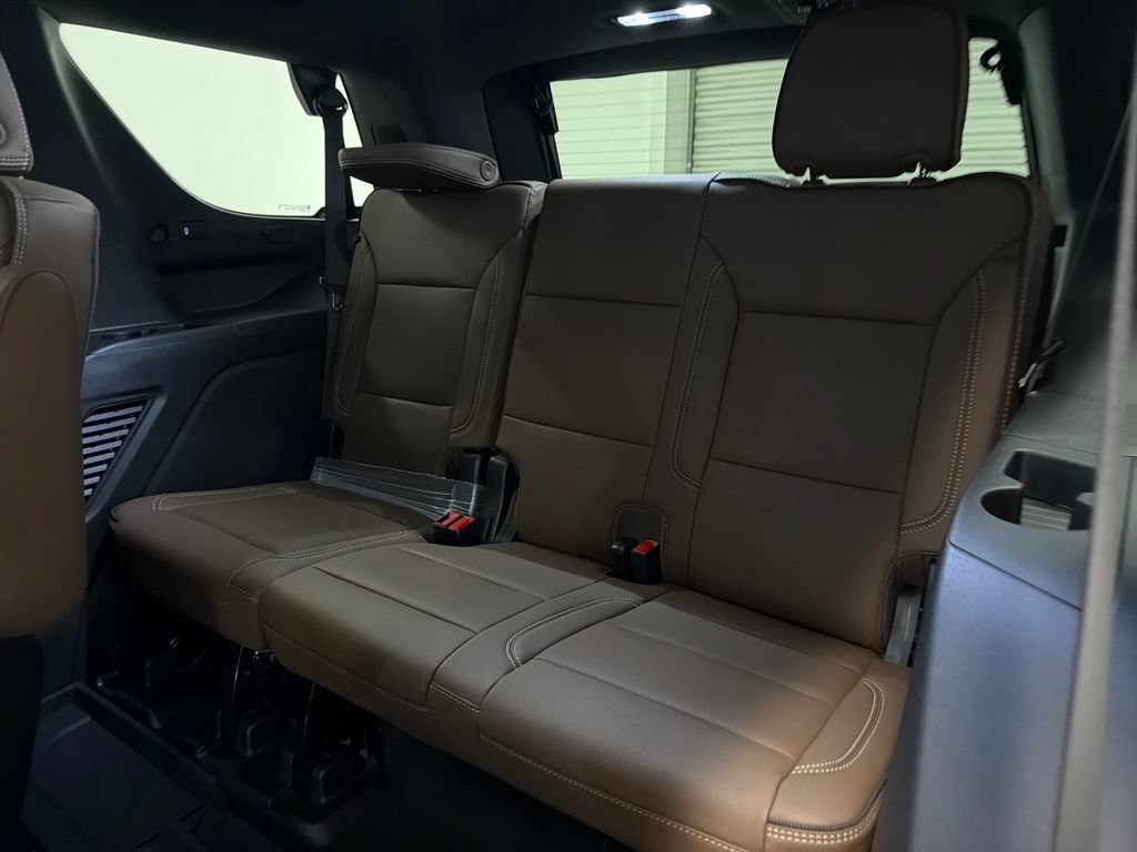 New 2026 Chevrolet Tahoe High Country RWD image 13
