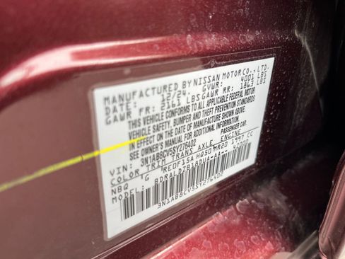 Used 2025 Nissan Sentra SV image 27