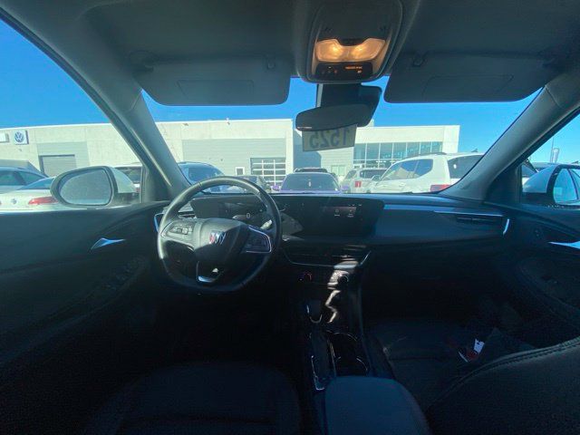 Used 2024 Buick Encore GX Sport Touring FWD image 9