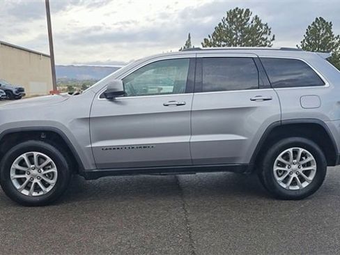 Used 2021 Jeep Grand Cherokee Laredo X image 5