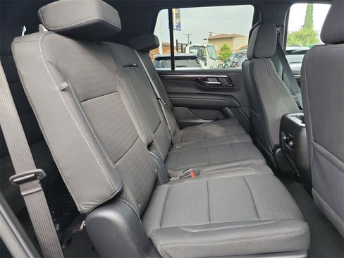 Certified 2025 Chevrolet Tahoe LS image 19