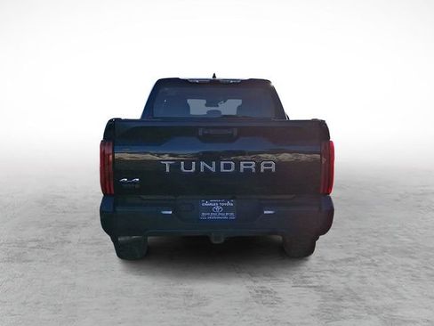 Used 2022 Toyota Tundra SR5 AWD/4WD image 5
