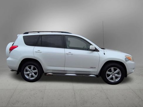 Used 2007 Toyota RAV4 Limited FWD image 7