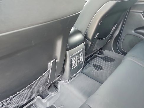 Used 2014 Jeep Grand Cherokee Laredo image 26