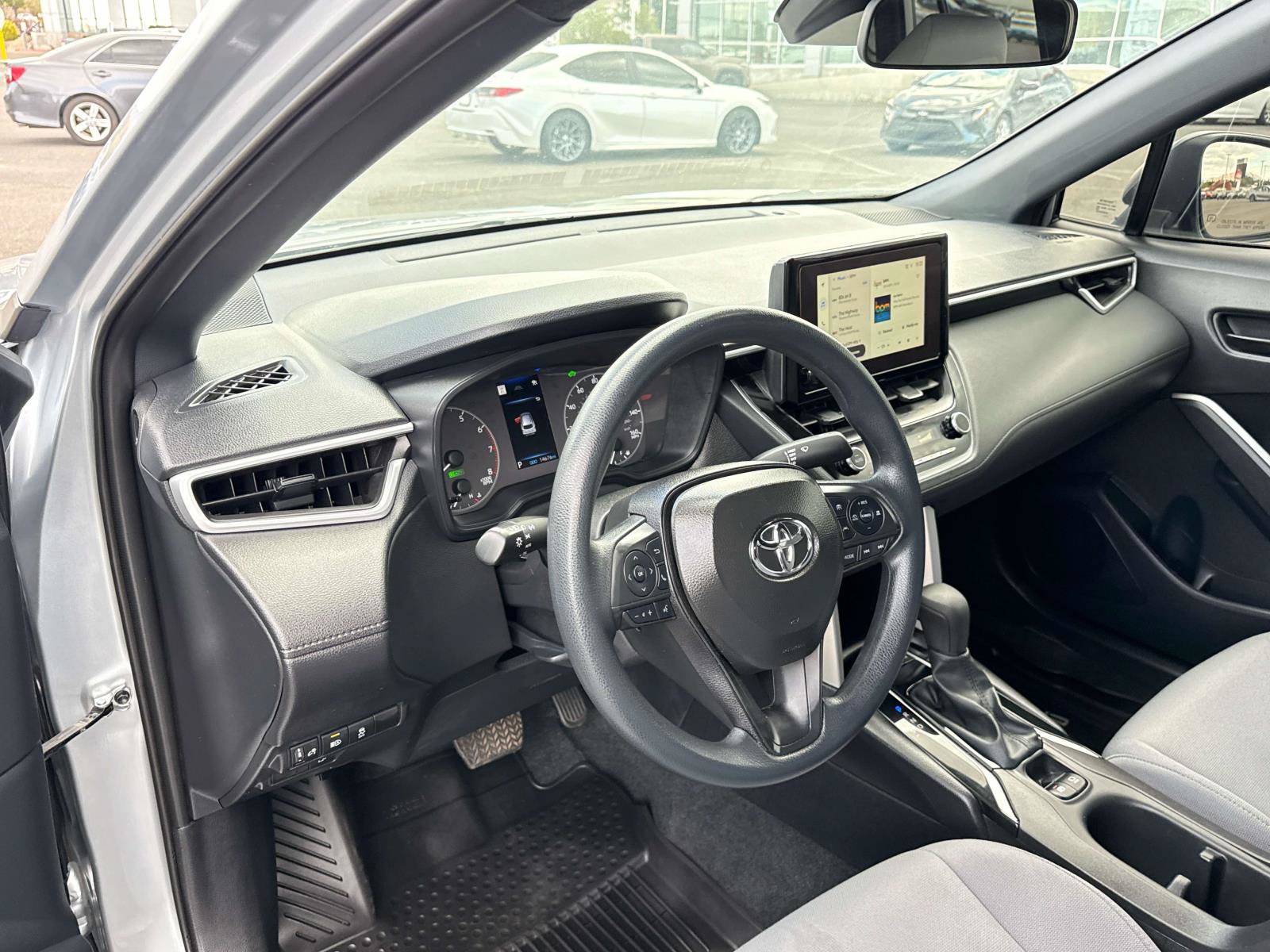Used 2025 Toyota Corolla Cross AWD Hybrid image 10