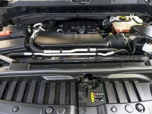 Used 2023 Chevrolet Silverado 1500 LT image 31