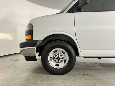 Used 2024 GMC Savana 2500 w/ Driver Convenience Package image 33