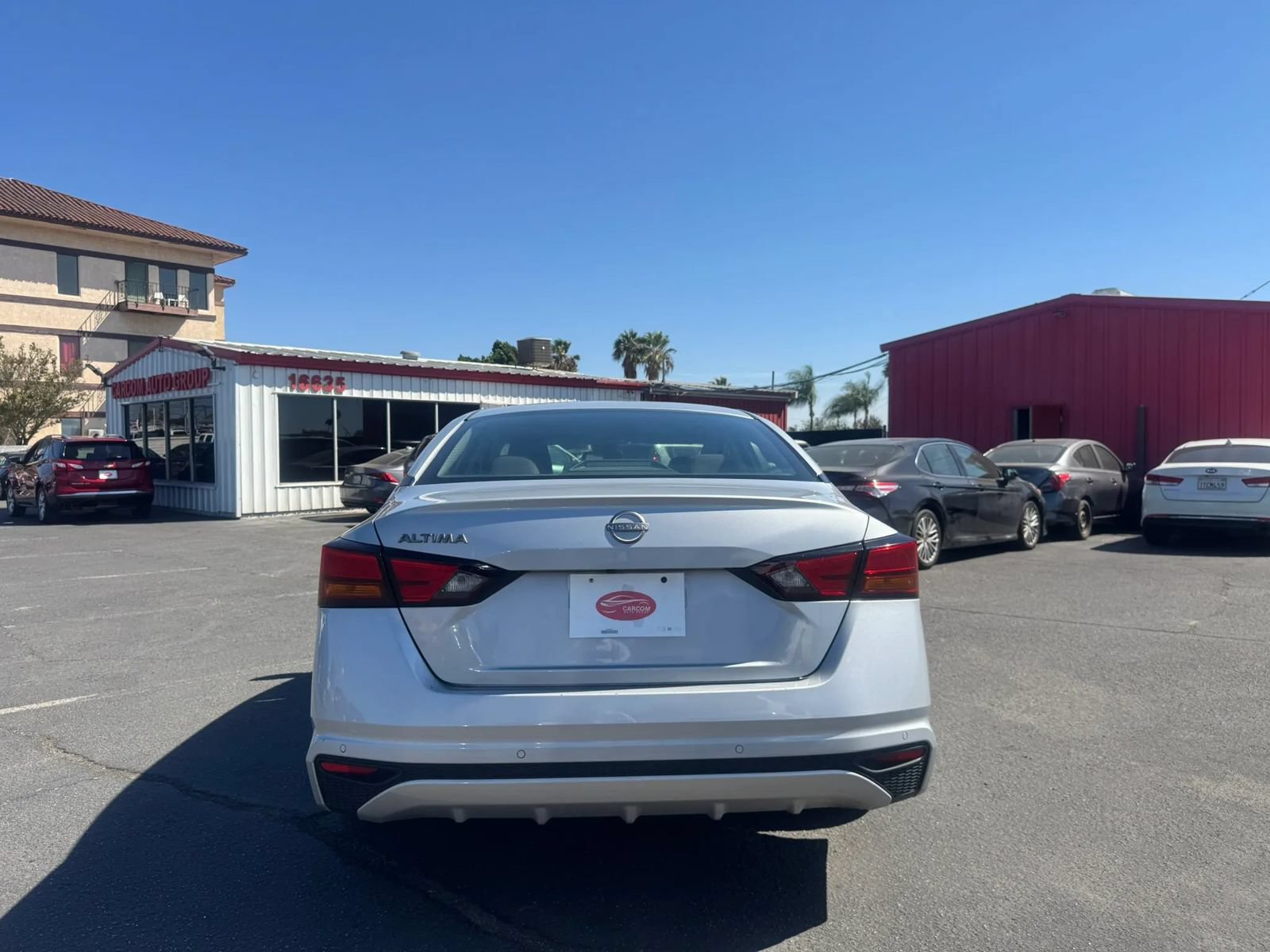 Used 2024 Nissan Altima 2.5 S FWD image 7