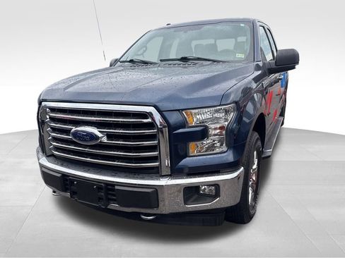 Used 2017 Ford F150 XLT w/ Equipment Group 302A Luxury image 3