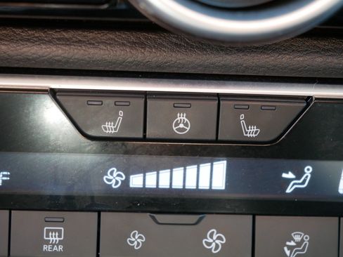 Certified 2024 Nissan Sentra SV w/ All-Weather Package FWD image 33
