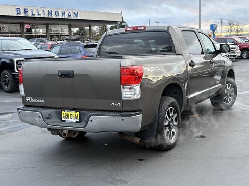 Used 2011 Toyota Tundra 4x4 CrewMax image 5