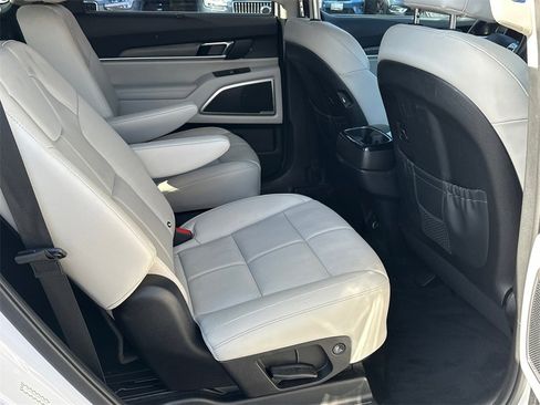 Used 2021 Kia Telluride EX w/ EX Premium Package image 15