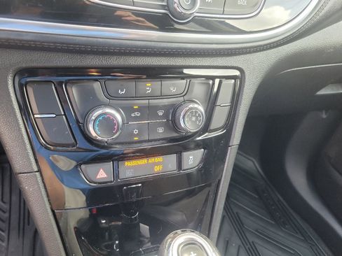 Used 2020 Buick Encore Preferred w/ Safety Package FWD image 20