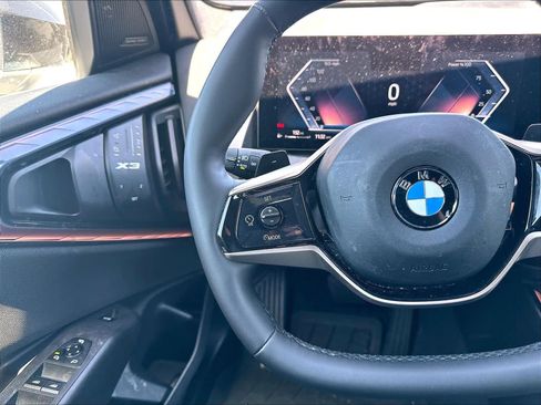 Used 2025 BMW X3 xDrive30i w/ Convenience Package AWD/4WD image 12