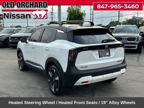 Used 2025 Nissan Kicks SR w/ SR Premium Package AWD/4WD image 8