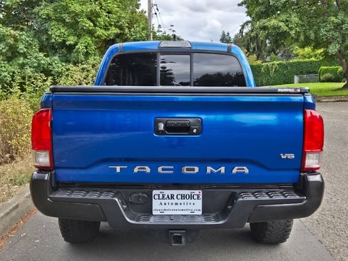 Used 2016 Toyota Tacoma TRD Off-Road w/ Towing Package AWD/4WD image 6