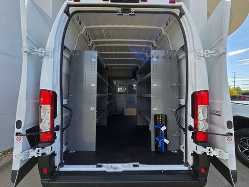 Used 2025 RAM ProMaster 3500 FWD image 22