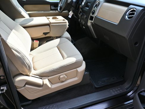 Used 2014 Ford F150 XLT w/ Equipment Group 302A Luxury image 7