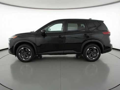 Used 2025 Nissan Rogue SV image 5