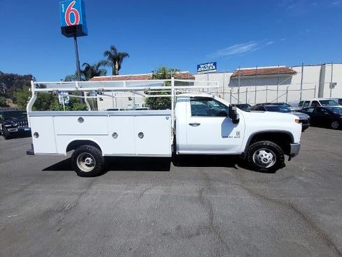 Used 2022 Chevrolet Silverado 3500 W/T w/ WT Convenience Package RWD image 9