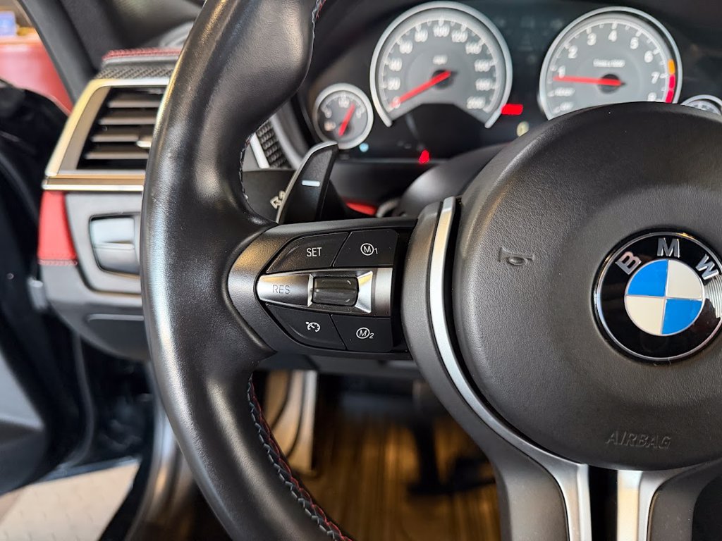 Used 2016 BMW M3 RWD image 19
