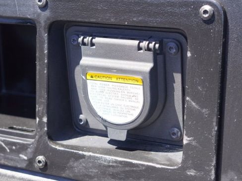 Used 2023 Toyota Tacoma TRD Sport w/ Technology Package AWD/4WD image 14