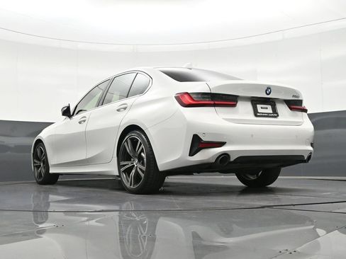 Used 2021 BMW 330i Sedan w/ Convenience Package image 25