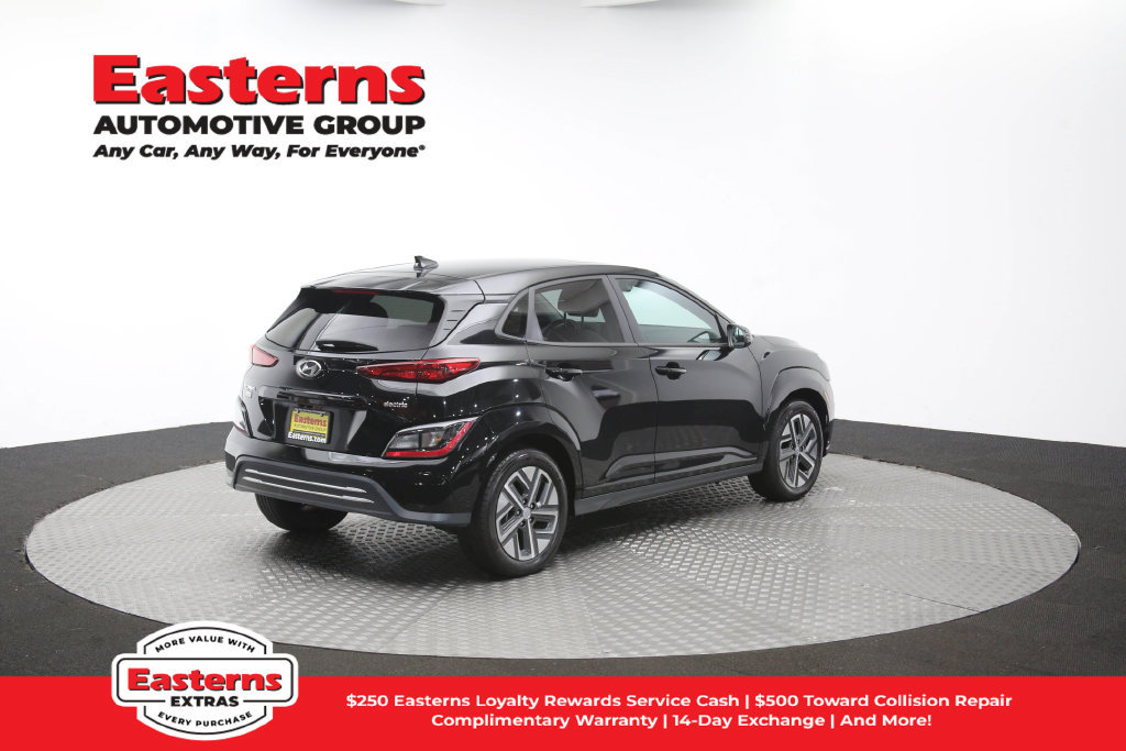Used 2023 Hyundai Kona SEL FWD image 43