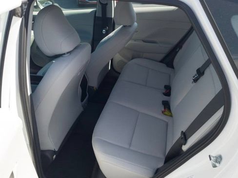 New 2027 Hyundai Kona SE FWD image 15