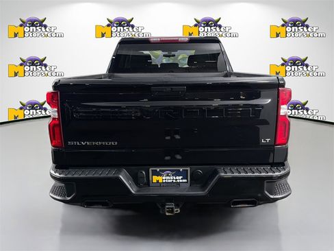 Used 2022 Chevrolet Silverado 1500 LT Trail Boss w/ Bed Protection Package image 6
