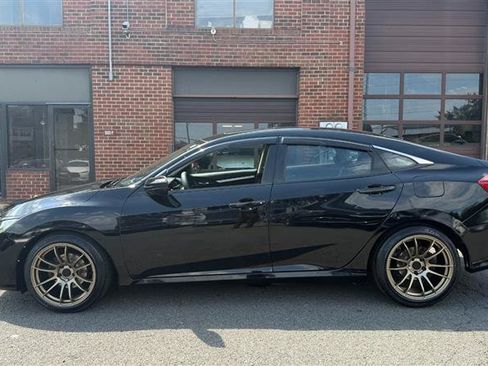 Used 2016 Honda Civic EX image 5