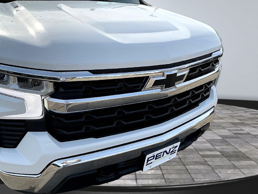 Used 2023 Chevrolet Silverado 1500 LT AWD/4WD image 36