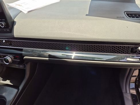 Used 2024 Honda Civic EX-L image 32
