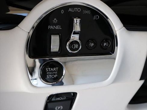 Certified 2024 Rolls-Royce Spectre Base image 24