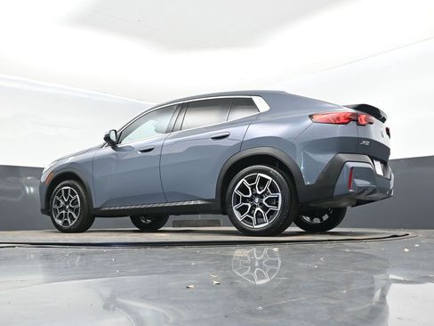 Used 2025 BMW X2 xDrive28i image 40