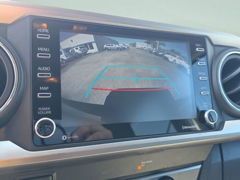 Used 2022 Toyota Tacoma SR5 image 17