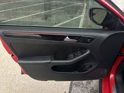 Used 2016 Volkswagen Jetta GLI SEL image 23