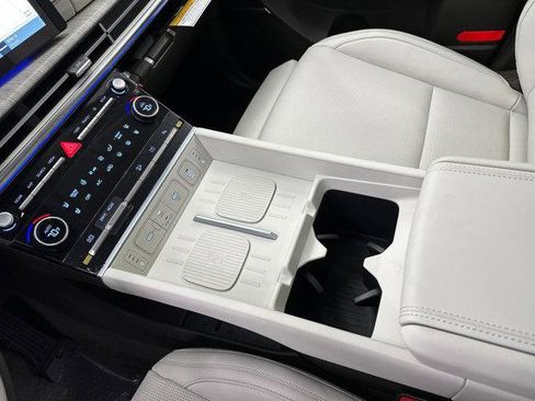 New 2025 Hyundai Santa Fe Calligraphy image 30