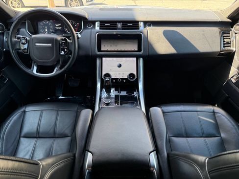 Used 2018 Land Rover Range Rover Sport HSE image 24