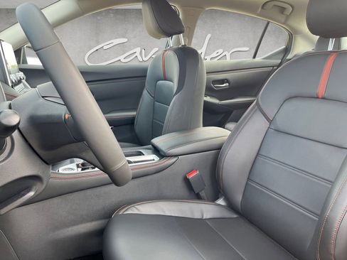 New 2025 Nissan Sentra SR w/ SR Premium Package image 19