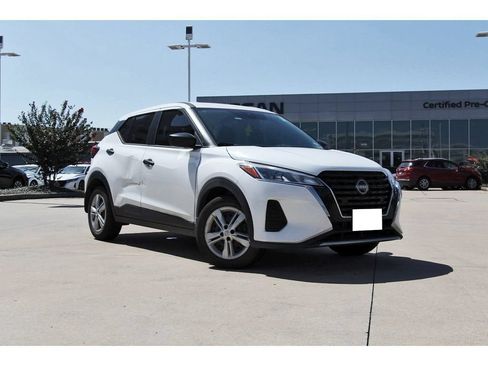 Used 2024 Nissan Kicks S FWD image 1