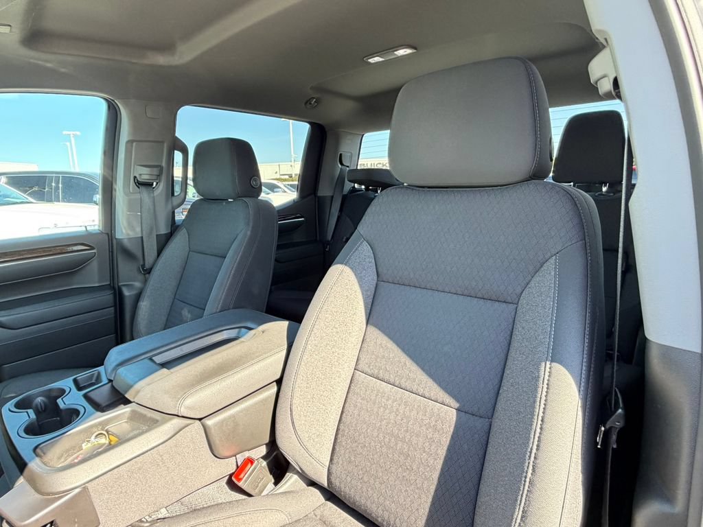 Used 2024 GMC Sierra 1500 Elevation w/ LPO, Elevation Black Package AWD/4WD image 26